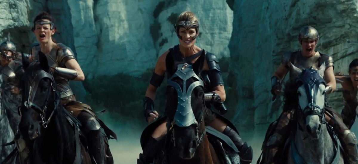 robin-wright-as-general-antiope-jpg